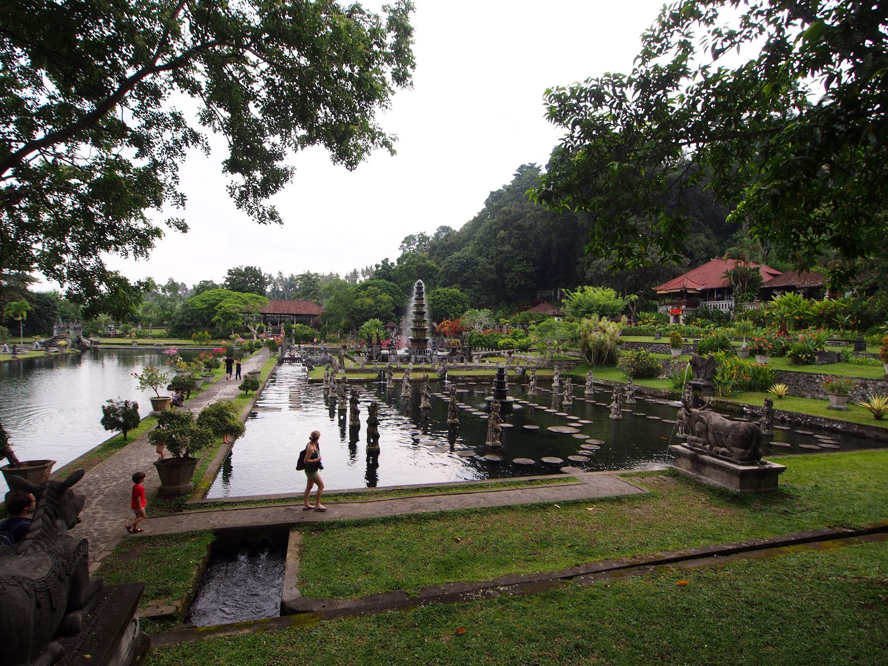 Vodní palác Tirta Gangga v Karangasemu